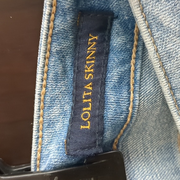 Jeans - Picture 3 of 6